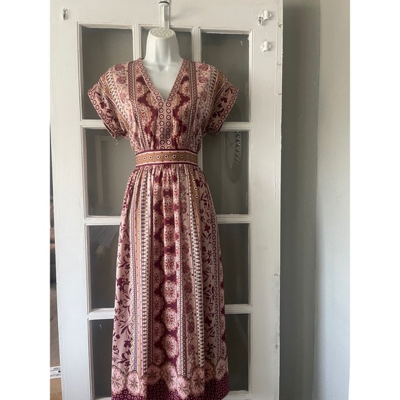 Gal Meets Glam Liza Foral Dress - Picture 12 of 15